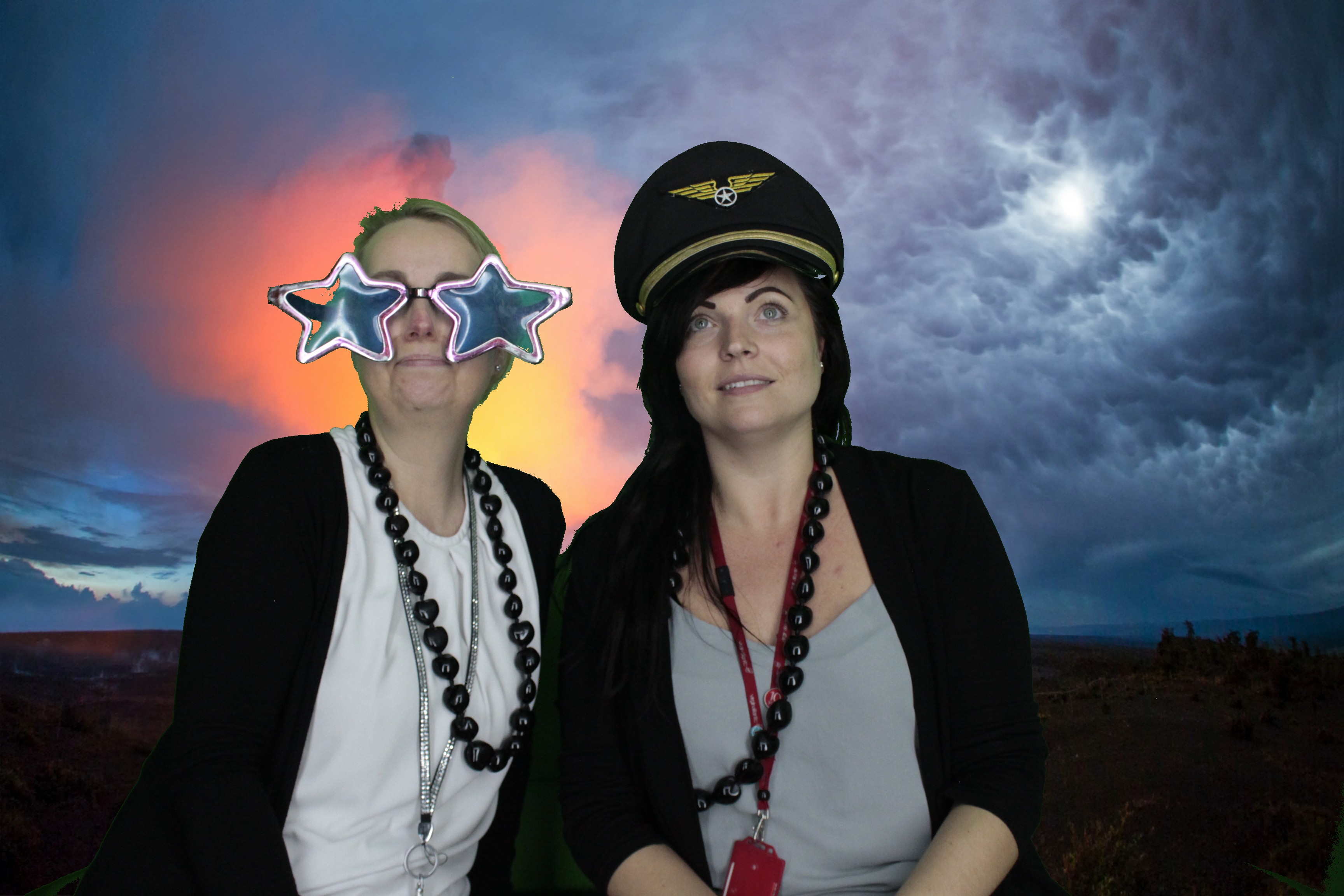 Hawaii Theme Virgin Holidays | View more photos from the event at gallery.myphotoboothexperience.co.uk/u/MyPhotoBoothExperienceLtd/Hawaii-Theme-Virgin-Holidays